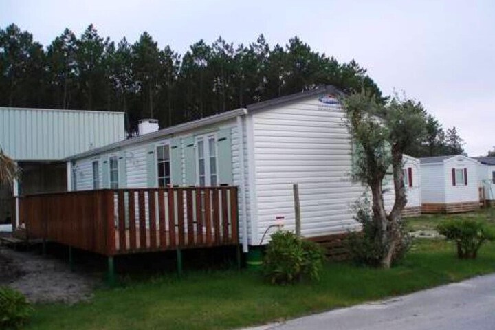 Bungalow With one Bedroom in Pataias With Pool Access, Enclosed Garden and Wifi