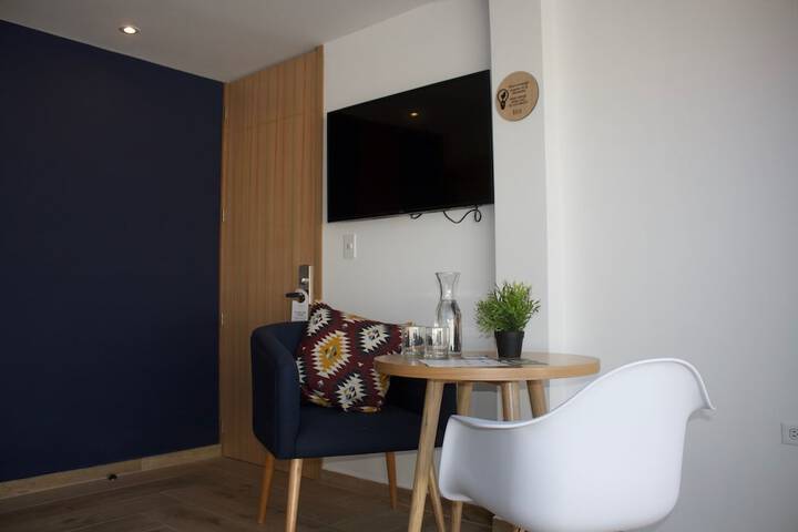 Room 6 of 64