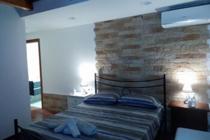 Room 19 of 22