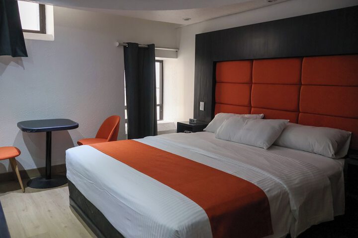 Room 34 of 89