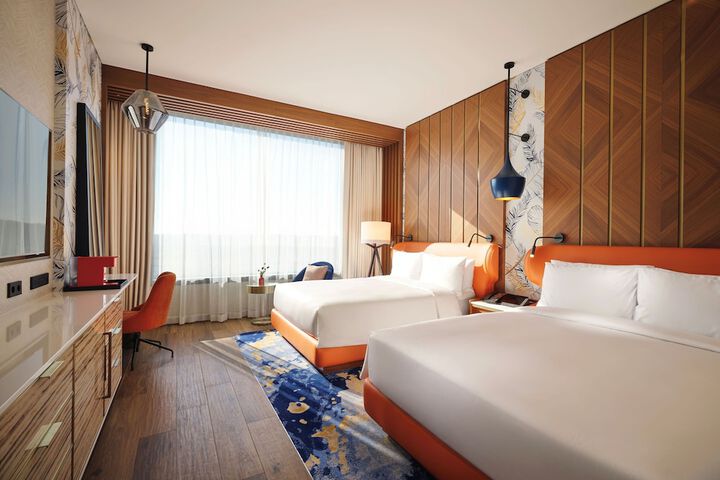 Room 26 of 203
