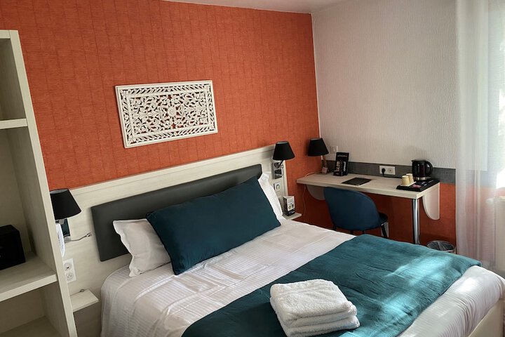 Room 29 of 53