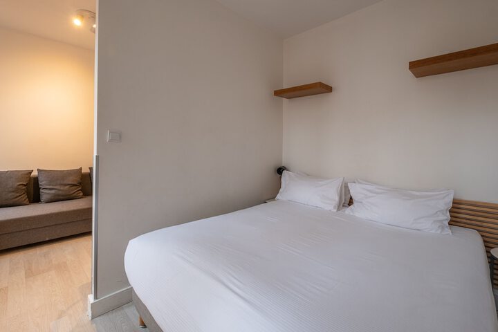 Room 5 of 29