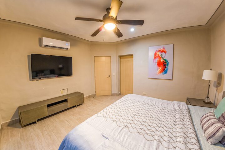 Room 19 of 65