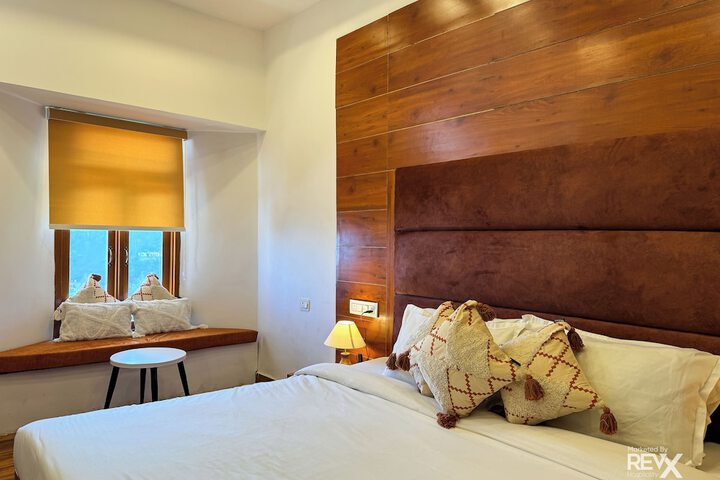 Room 45 of 68