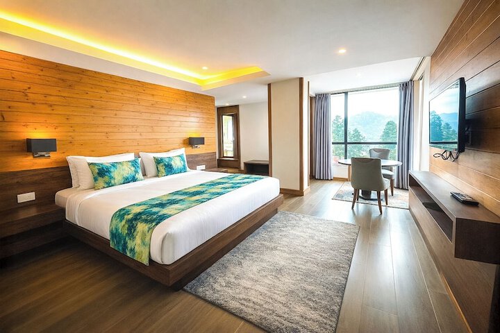 Room 42 of 79