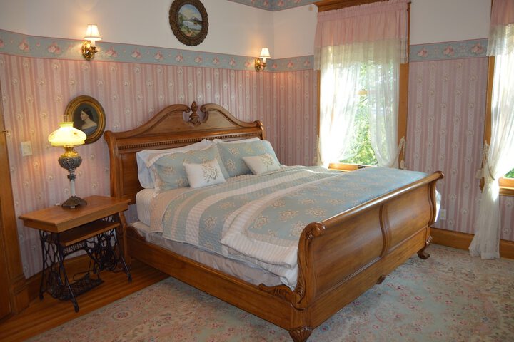 Room 16 of 69