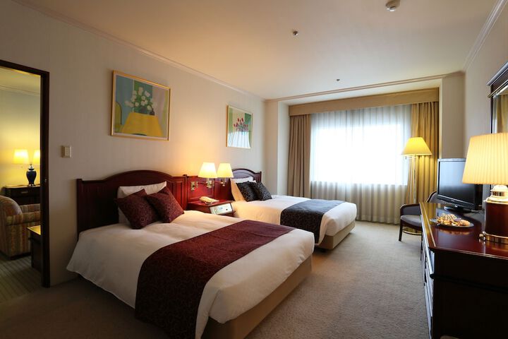 Room 5 of 57