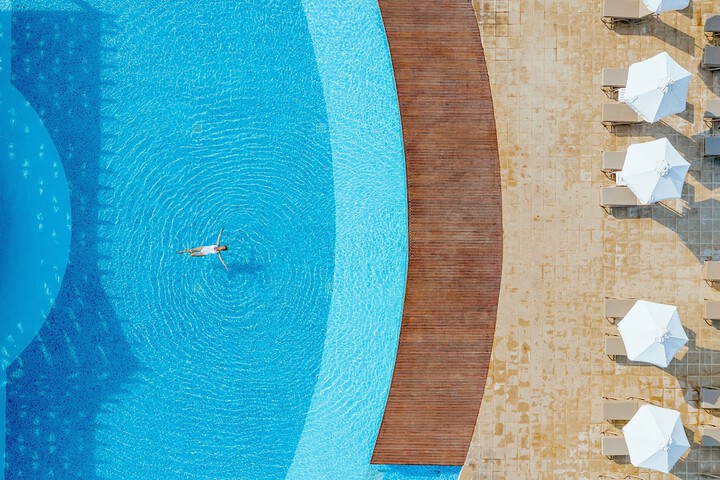 Pool 34 of 74