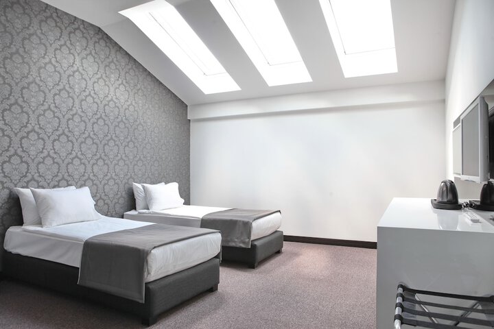 Room 41 of 267