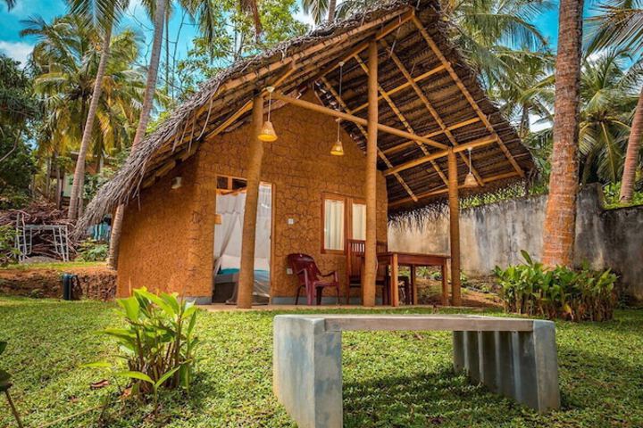Sea View Clay House Dikwella