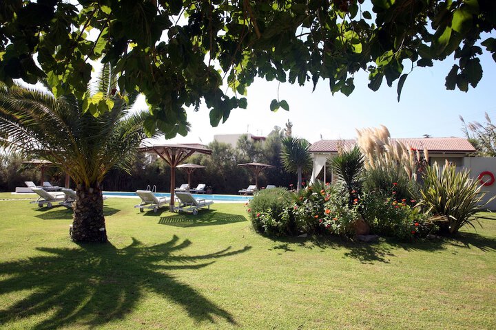 Pool 54 of 74