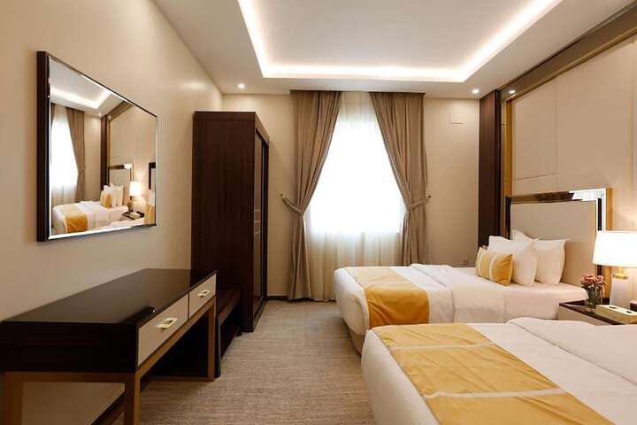 Room 8 of 29