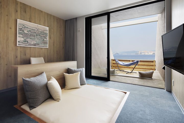 Room 25 of 173