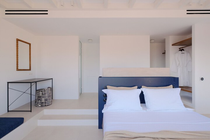 Room 47 of 126