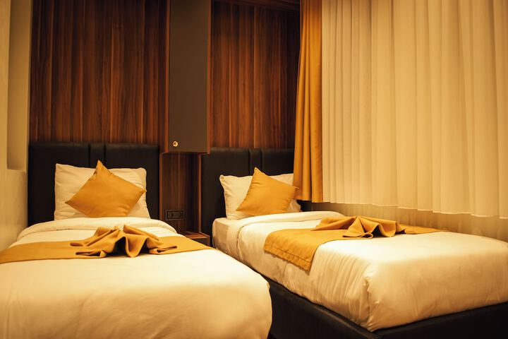 Room 30 of 54