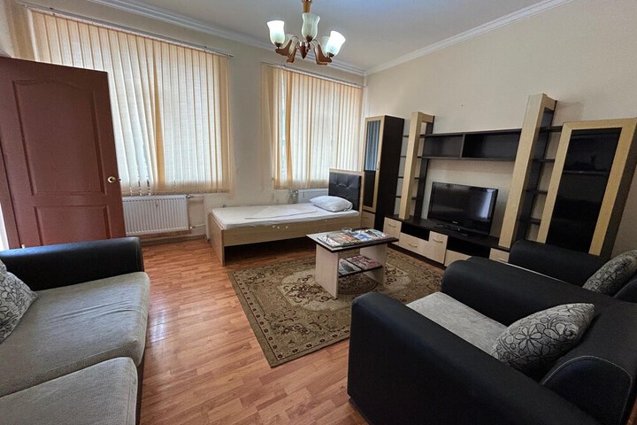 Room 3 of 13