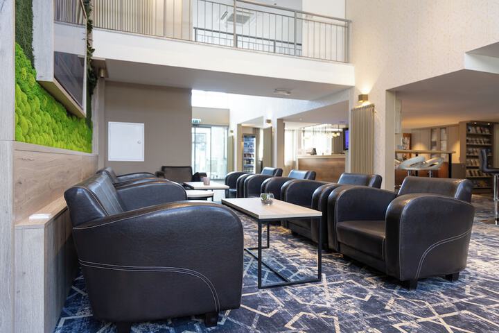 Lobby Entry