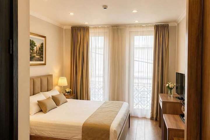 Room 14 of 30