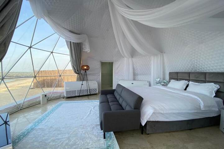 Room 2 of 9