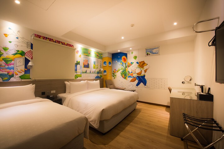 Room 19 of 96
