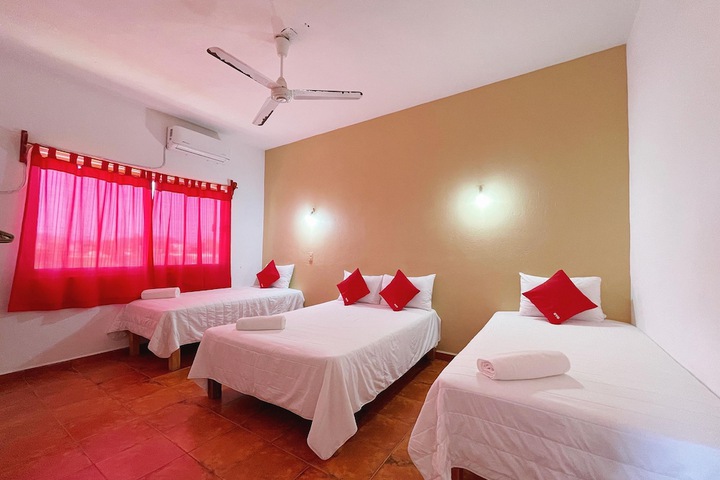 Room 10 of 34