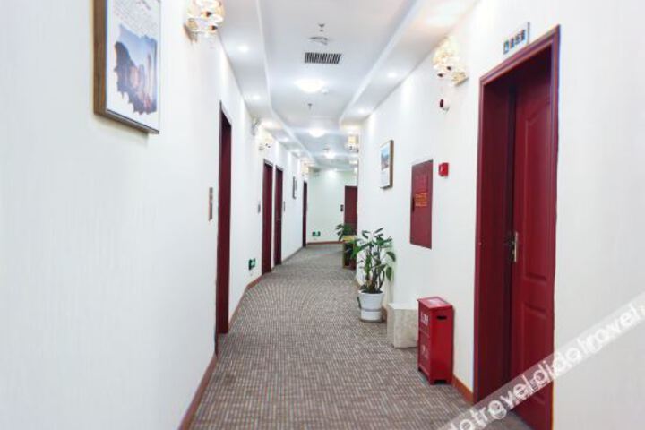 Hotel Interior 15 of 22