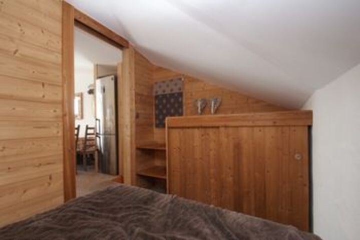 Room 7 of 26