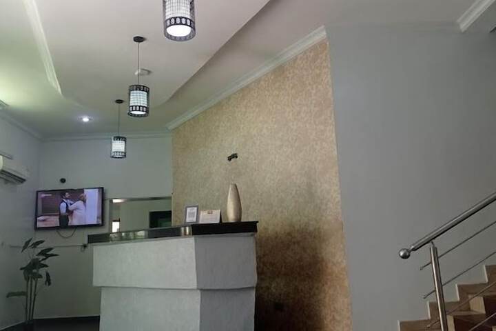 Hotel 2 of 48
