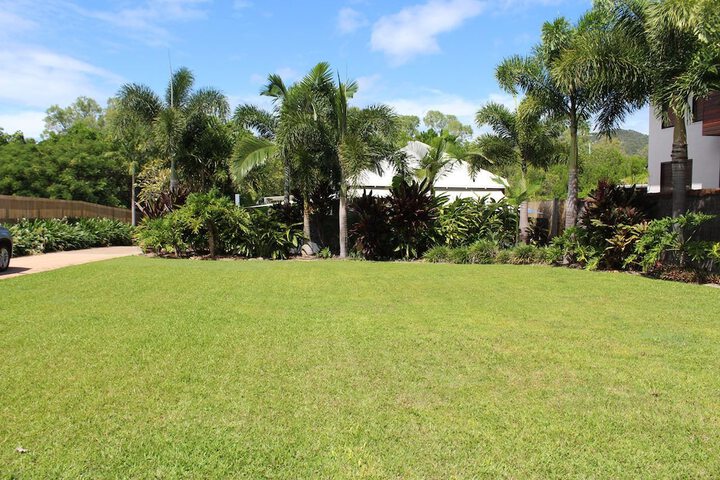 Property Grounds 16 of 16