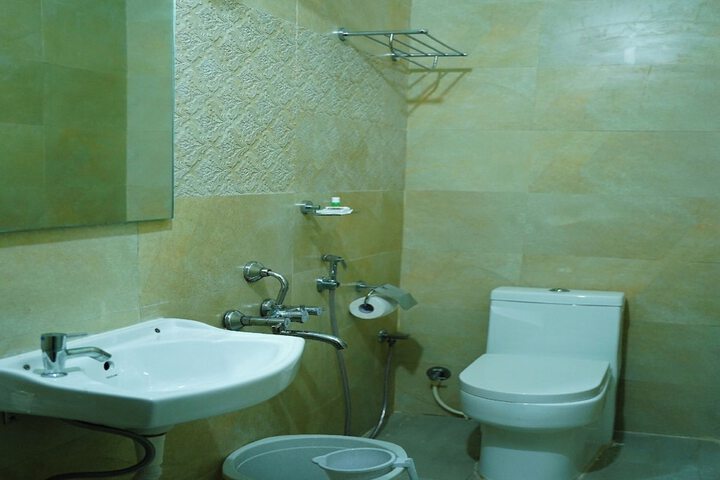 Room 34 of 54