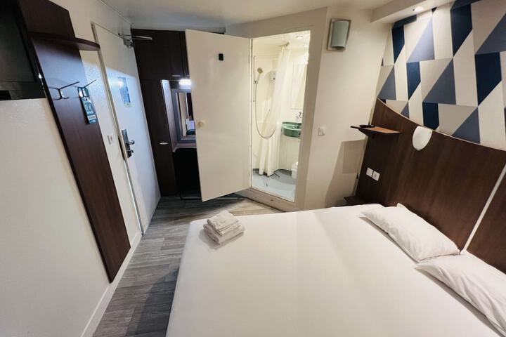 Room 26 of 51