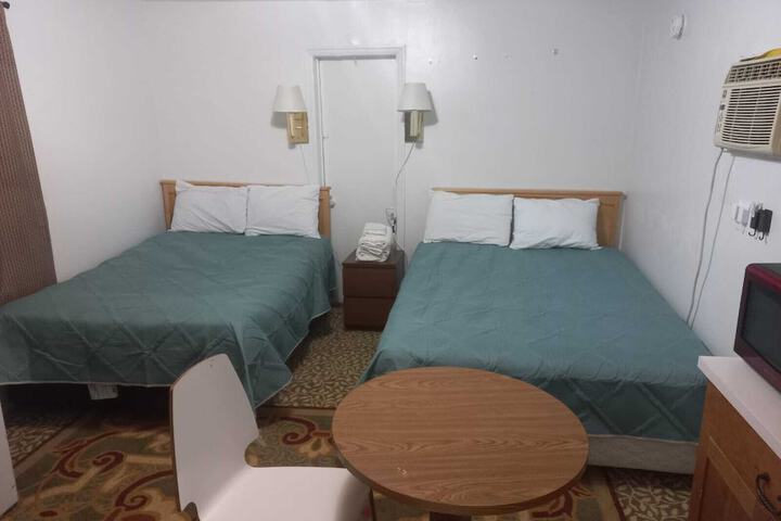 Room 28 of 38