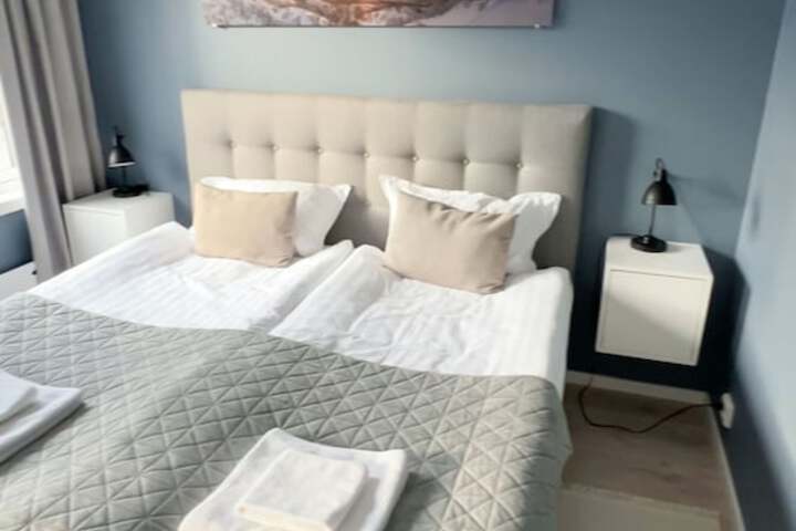 Room 44 of 159