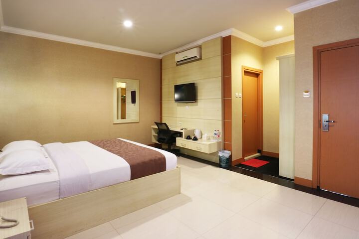 Room 18 of 47