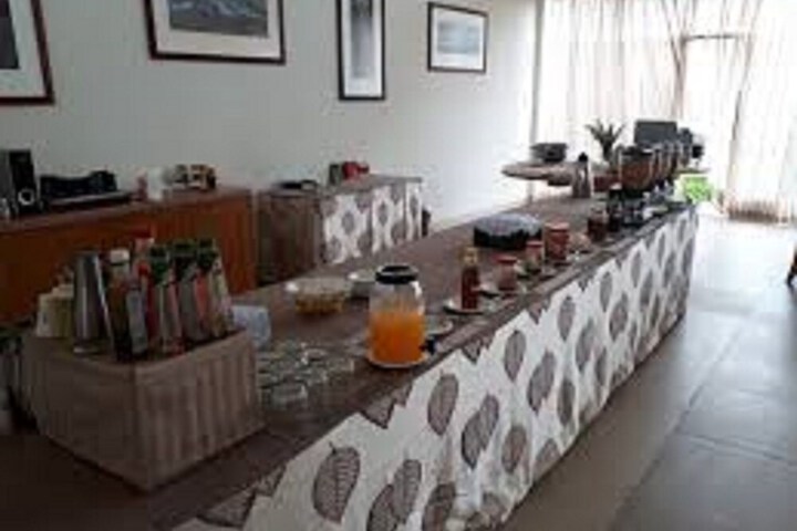 Breakfast/Coffee Service 10 of 22