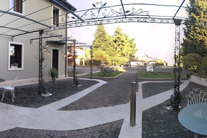 Terrace/Patio 57 of 68