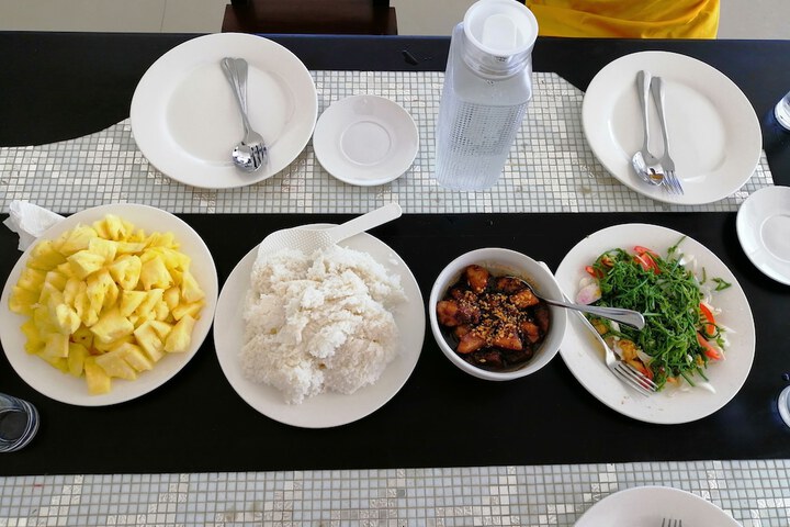 Dining 77 of 116