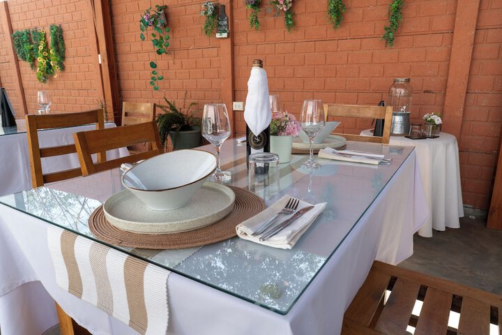 Dining 50 of 57