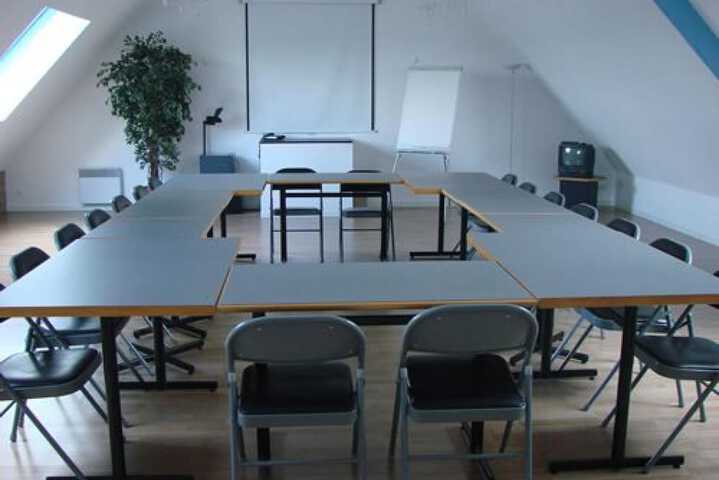 Business Center 35 of 38