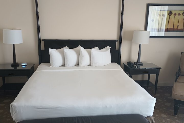 Room 21 of 85