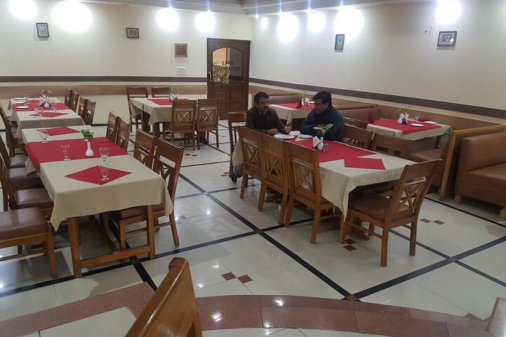 Dining Photos