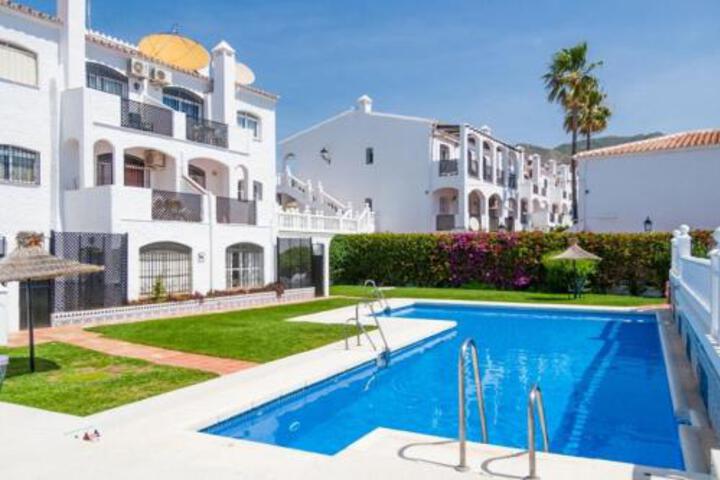 Photo of Apartamentos Verano Azul Canovas Nerja
