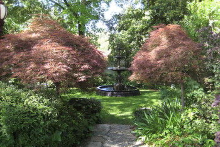 Hotel Exterior 18 of 49