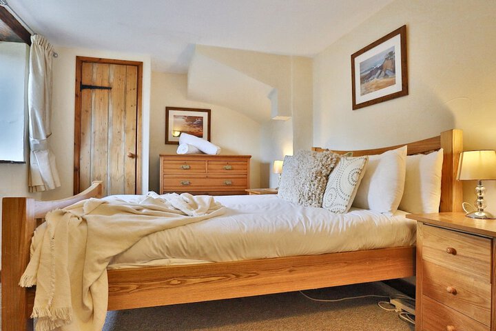 Room 12 of 65