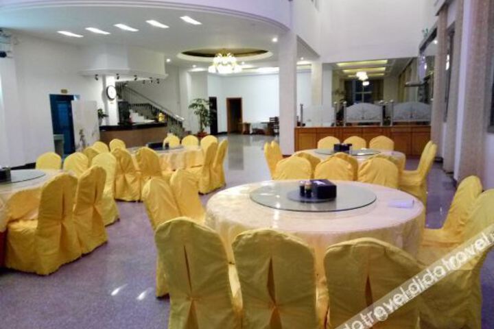 Room 1 of 29