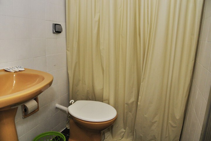 Room 17 of 47