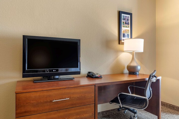 Room 5 of 34
