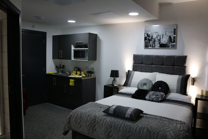 Room 8 of 70