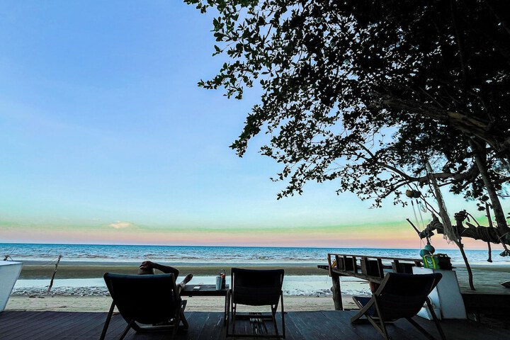 Beach 88 of 113